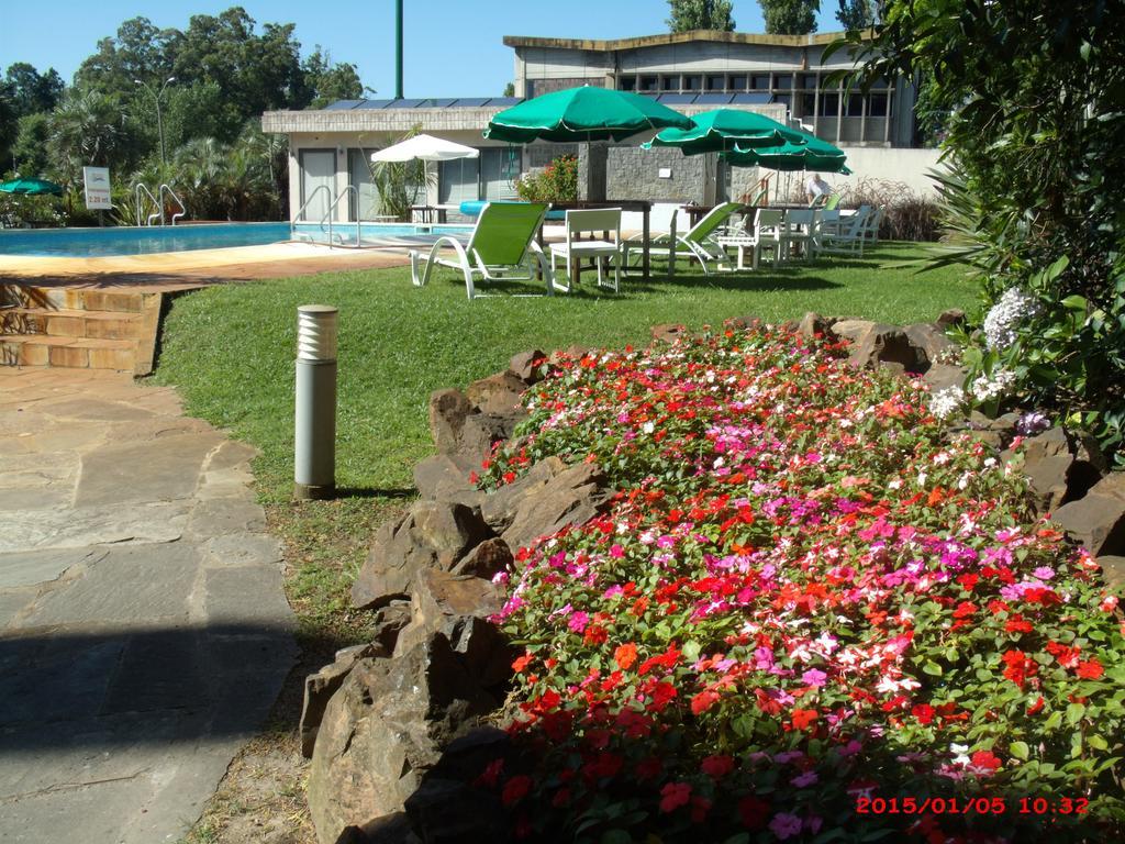 Hotel Puesta Del Sol Punta Ballena Bagian luar foto